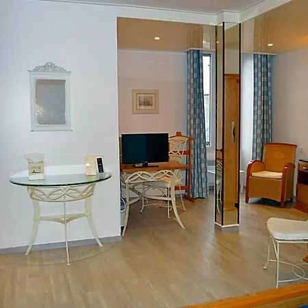 Szálloda Logis Le Bretagne 2*