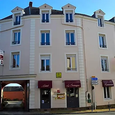 Logis Le Bretagne Sillé-le-Guillaume