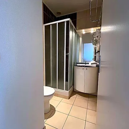 Szálloda Logis Le Bretagne 2*
